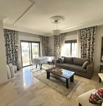 Three bedroom apartment for rent in AlWeibdeh #246