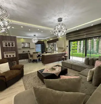 Luxurious Ground-Floor Apartment with Private Garden in Dahiet Al-Araz #10448