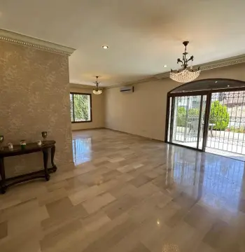 Semi-Furnished for rent in Abdoun #10040