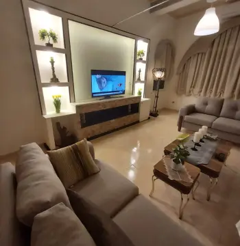 Two bedrooms apartment in Weibdeh #6158