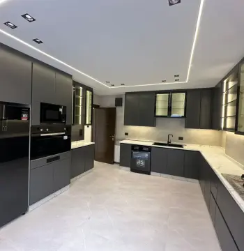 Semi Furnished Apartment in Abdoun #5156