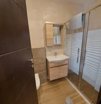 Two bedroom apartment for rent in Shmiesani #1396