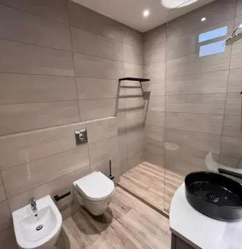 Unfurnished Apartment For Rent In Abdoun #7820