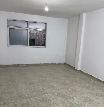 شقة للإيجار في Al ghweariyyeh