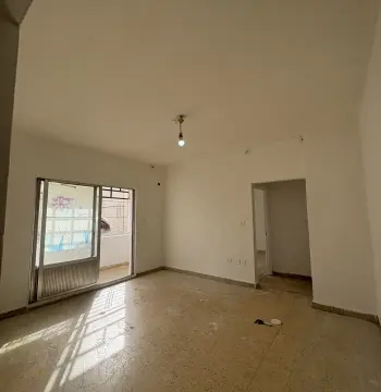 شقة للإيجار في Iskan Al Batrawi