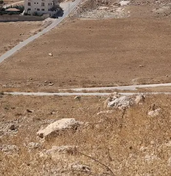 أرض للبيع في Graiba