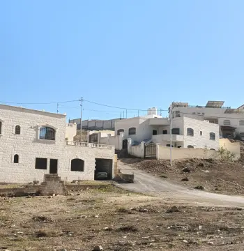 أرض للبيع في Dahiet Al Madena Al Monawwara