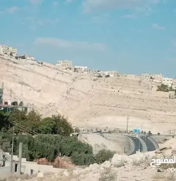 أرض للبيع في Shomer