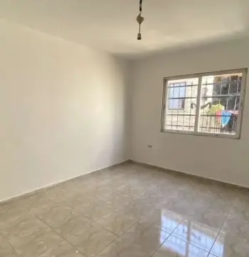 شقة للبيع في Al Barha