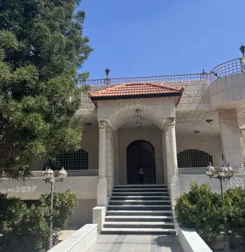 فيلا للإيجار في Al Hay Al Sharqy
