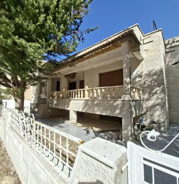فيلا للإيجار في Behind Safeway