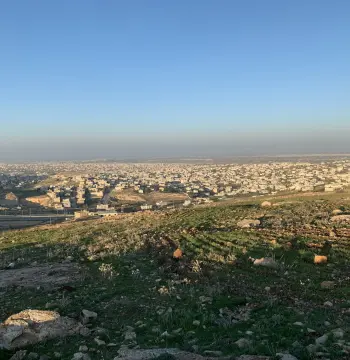 أرض للبيع في Al Husn