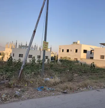 أرض للبيع في Al Sareeh