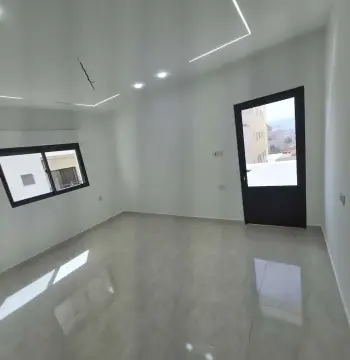 شقة للبيع في Al Sakaneyeh 9