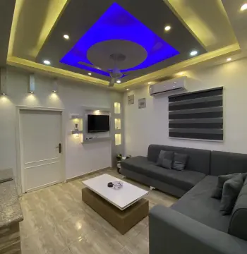 شقة للإيجار في Al Mahdood Al Gharby