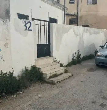 شقة للإيجار في Al Khandaq