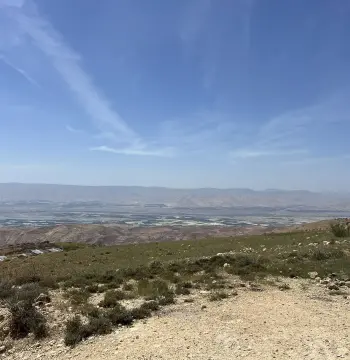 أرض للبيع في Al Maghareeb