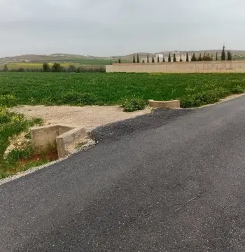 أرض للبيع في Mai'n