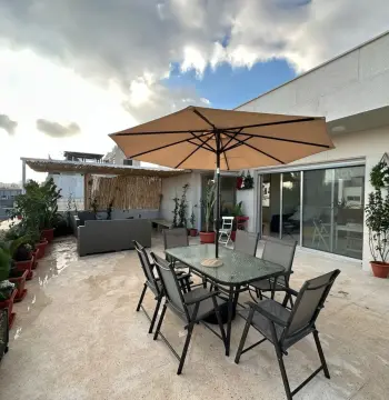 One bedroom Rooftop for rent #3922