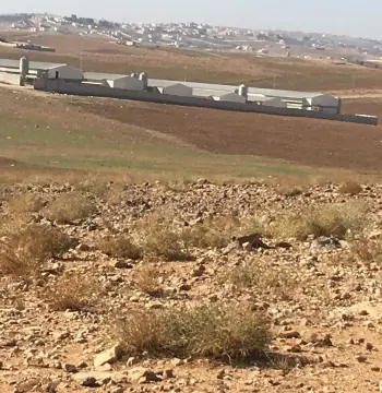 أرض للبيع في Um Al-Lulu
