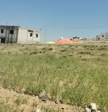 أرض للبيع في Al-Hamra