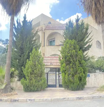 فيلا للبيع في طبربور