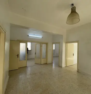 شقة للبيع في الاشرفية