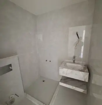 Unfurnished apartment for sale #3842