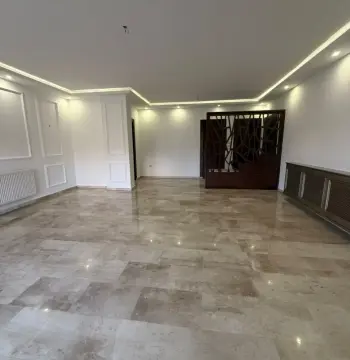 Apartment for rent in Umm al Kundum