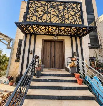 Villa for sale in Al-Qastal