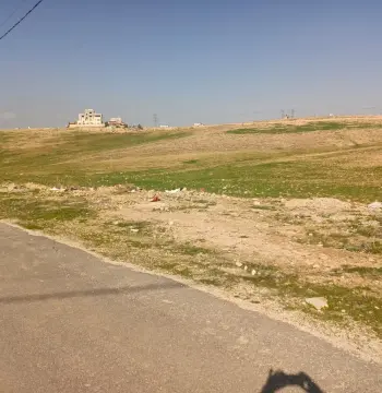 أرض للبيع في البيضاء