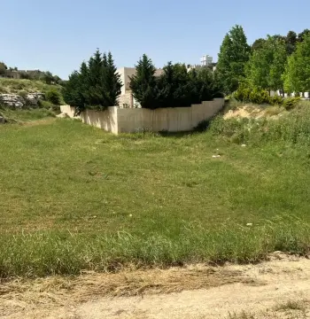 أرض للبيع في الحمر