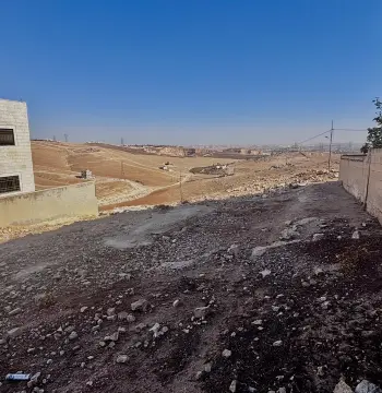Land for sale in Zinat Al-Rubue