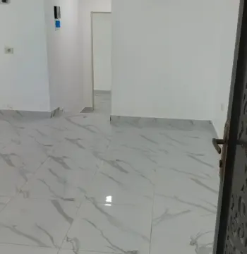 شقة للإيجار في Zabda