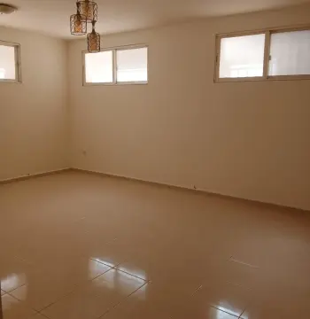 شقة للإيجار في Hay Twaal