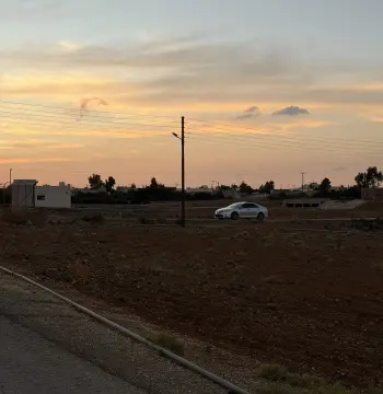 أرض للبيع في Dayr Al-Kahf