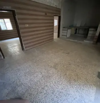 شقة للبيع في أخرى