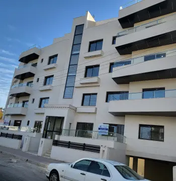 Apartment for sale in Al Jandaweel