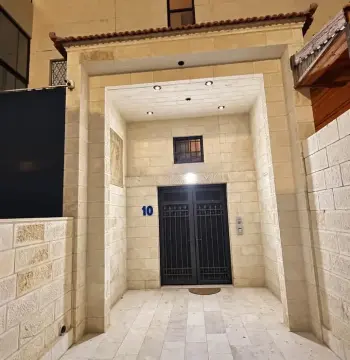 Apartment for sale in Al Jandaweel