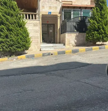 شقة للبيع في ضاحية الاستقلال