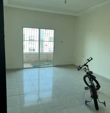 شقة للبيع في ضاحية الاستقلال