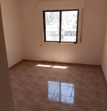 Apartment for rent in Tla' Al Ali Al Shamali