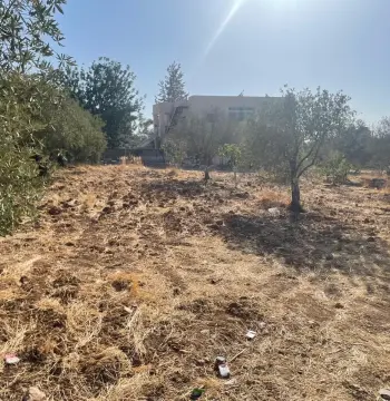 أرض للبيع في ابو نصير