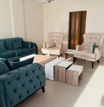 شقة للإيجار في Al Lawazem Circle