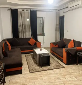 شقة للإيجار في Aydoun