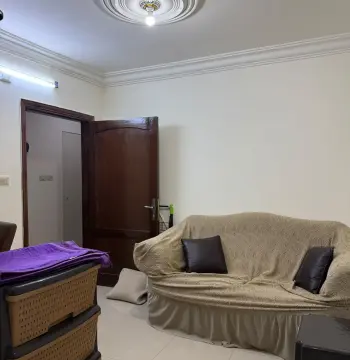 شقة للإيجار في University Street