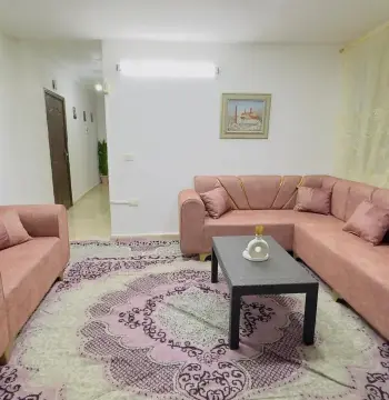 شقة للإيجار في Al Naseem Circle
