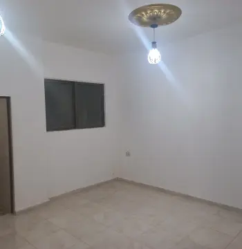 شقة للإيجار في Jabal Tareq