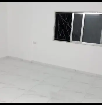 شقة للإيجار في Al Zawahra