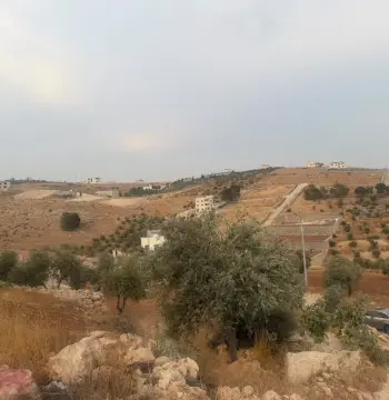 أرض للبيع في Um Rummanah